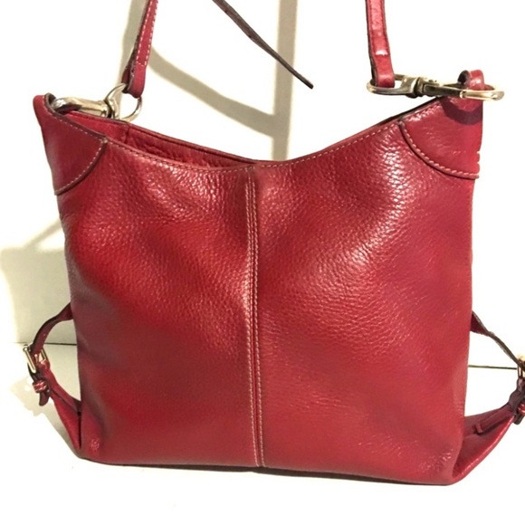 Dooney bourke Vibrant Red Leather Crossbody Bag with Adjustable Straps - Picture 2 of 11